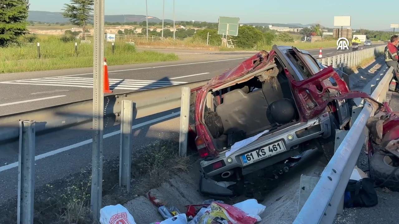 Uşak'ta Hurdaya Dönen Cip 1 Kişiye Mezar Oldu 6